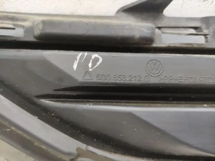 Volkswagen Golf VII (2013 - 2019) 5G0853212G Нижняя решетка переднего бампера — фото 3