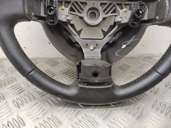 Nissan Qashqai (2010 - 2013) Руль — фото 3