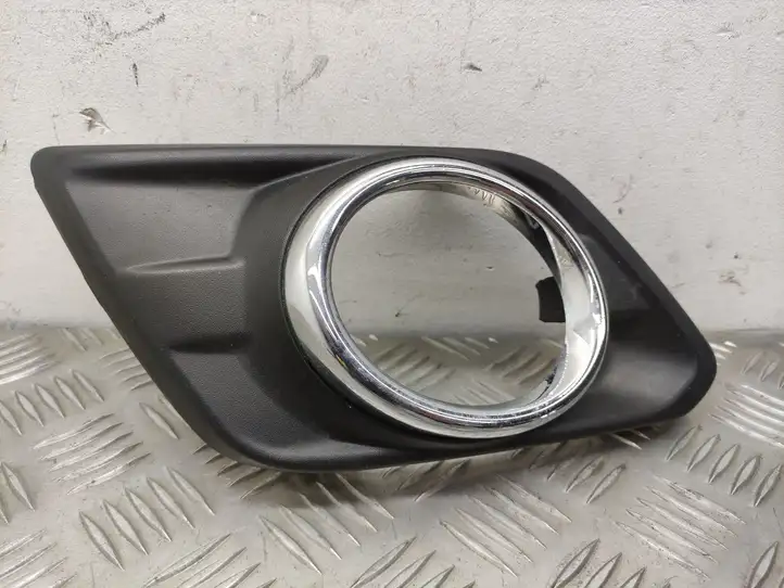 Nissan X-Trail T32 (2014 - 2021) 622574BA0B Решетка противотуманной фары — фото 1