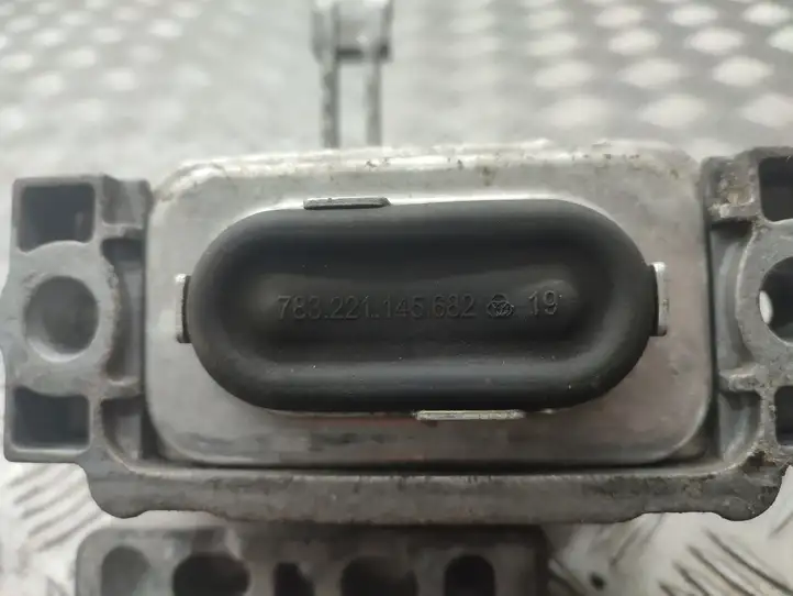 Skoda Octavia Mk3 (5E) (2013 - 2019) 5Q0199262DE Опора двигателя — фото 4