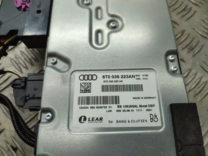Audi Q5 SQ5 (2008 - 2012) 8T0035223AN Усилитель звука — фото 2