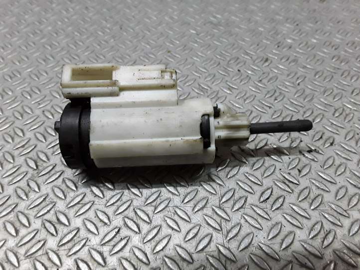 Audi A4 (2000 - 2006)  8E0927189B Датчик педали сцепления