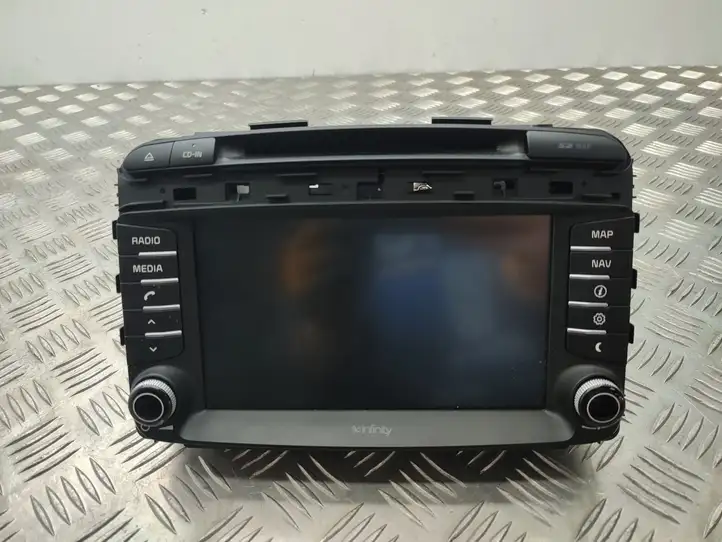 Kia Sorento (2014 - 2017) 96560C5111WK Магнитола / мультимедийная система — фото 1