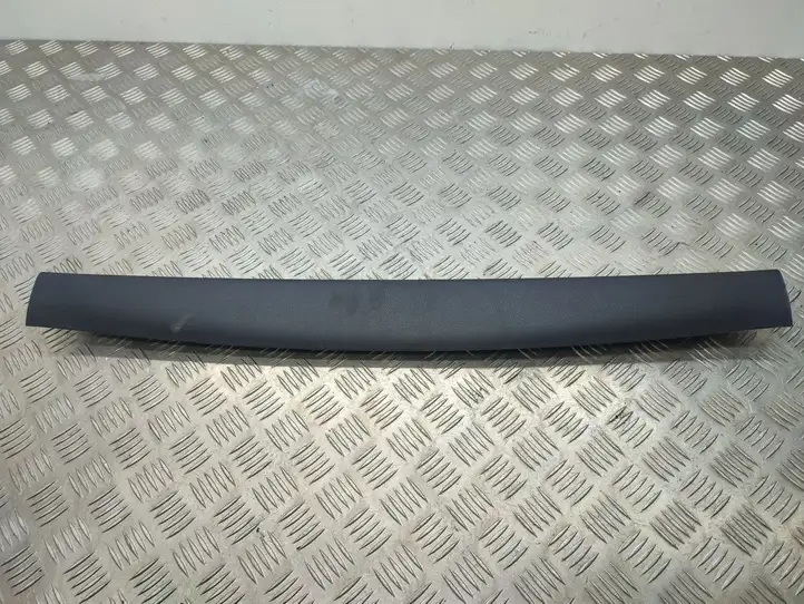 Kia Sorento (2014 - 2017) Комплект обшивки крышки багажника — фото 9