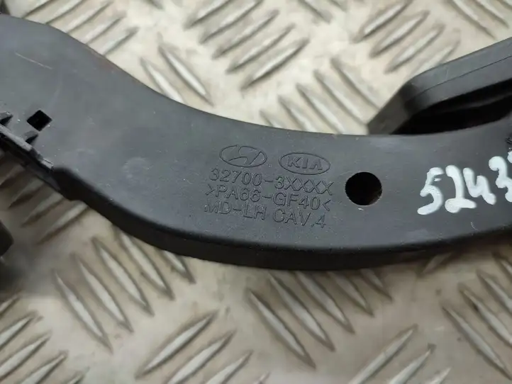 Kia Ceed (2015 - 2018) 327003XXX Педаль акселератора — фото 2