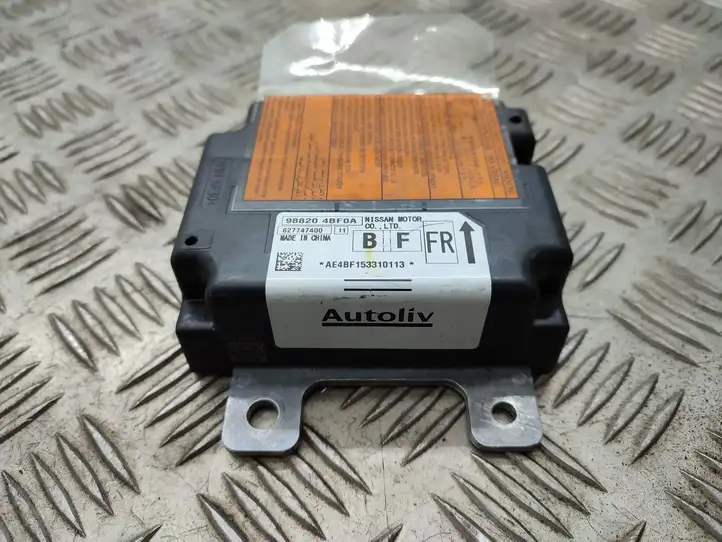 Nissan X-Trail T32 (2014 - 2021) 988204BF0A Блок управления SRS — фото 2