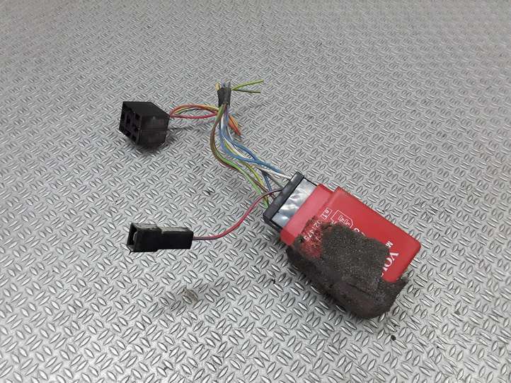 Toyota RAV 4 (XA20) (2000 - 2005)  E1021475 Блок управления крюка для прицепа