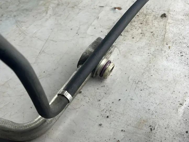 Audi A8 S8 D3 4E (2005 - 2007) 4E2260712AB Трубки и шланги кондиционера — фото 3