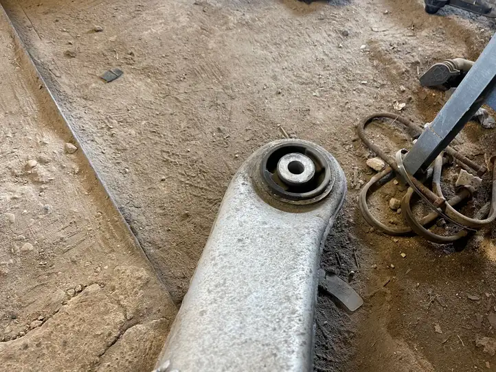 Audi A8 S8 D3 4E (2005 - 2007) 4E0505235F Задняя балка подвески — фото 10