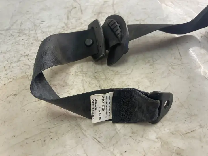 Hyundai i10 (2007 - 2012) Задний ремень безопасности — фото 3