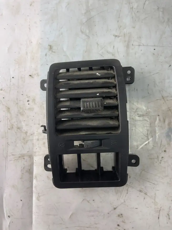 Hyundai Matrix (2001 - 2005) 9746117000 Боковой воздушный дефлектор — фото 1