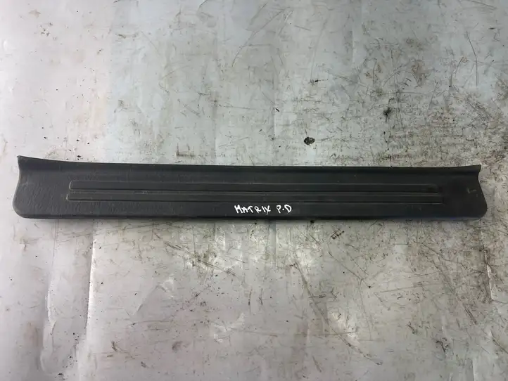 Hyundai Matrix (2001 - 2005) 8581717000 Внутренняя отделка переднего порога — фото 1