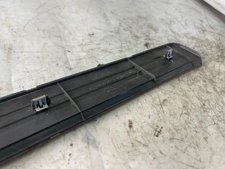 Hyundai Matrix (2001 - 2005) 8581717000 Внутренняя отделка переднего порога — фото 3
