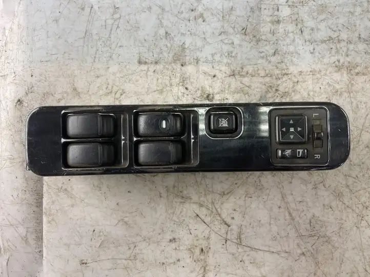Mitsubishi Pajero Sport I (2004 - 2008) 8608a048x Блок кнопок стеклоподъемников — фото 1