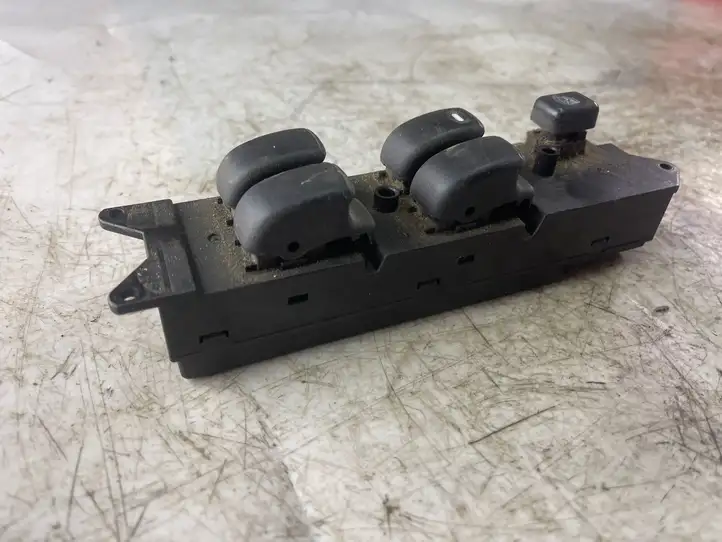 Mitsubishi Pajero Sport I (2004 - 2008) Mr551004x1 Блок кнопок стеклоподъемников — фото 1