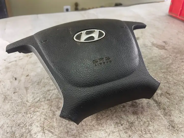 Hyundai Santa Fe (2005 - 2009) 16909508 Подушка безопасности руля — фото 4