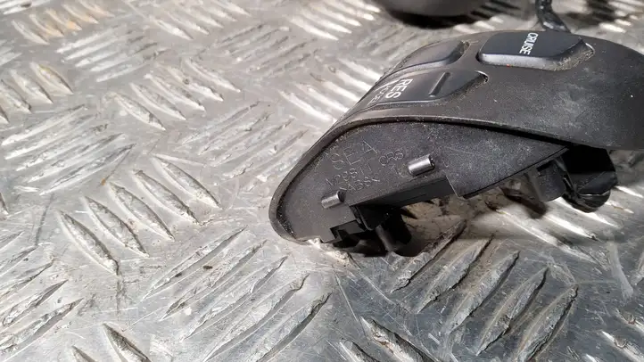Honda Accord (2003 - 2007) M29811 Кнопки на рулевом колесе — фото 4