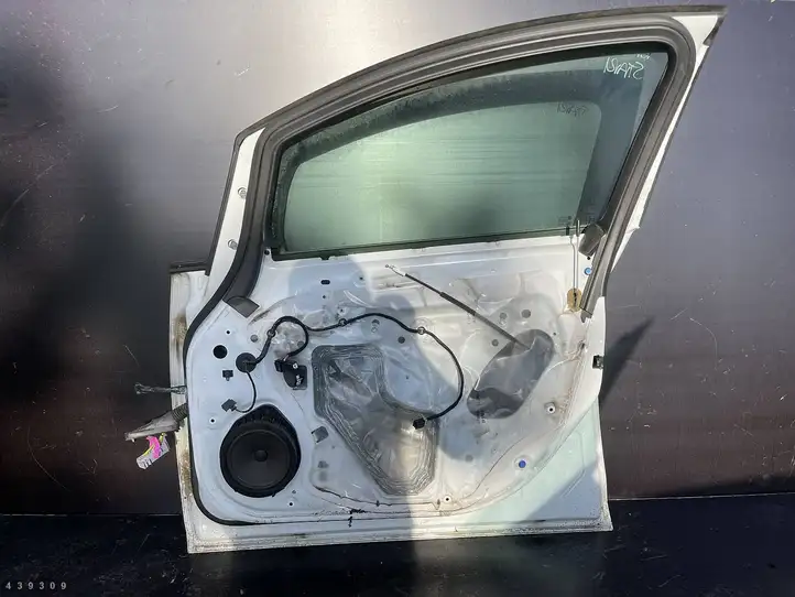 Opel Astra J (2009 - 2012) Дверь — фото 2