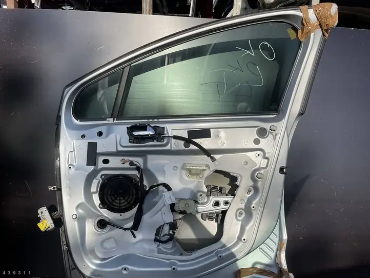 Peugeot 3008 I (2008 - 2015) Дверь — фото 2
