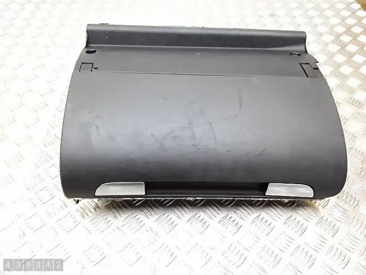 Audi A3/S3 8P (2003 - 2005) 8P1857035B Бардачок в сборе — фото 7