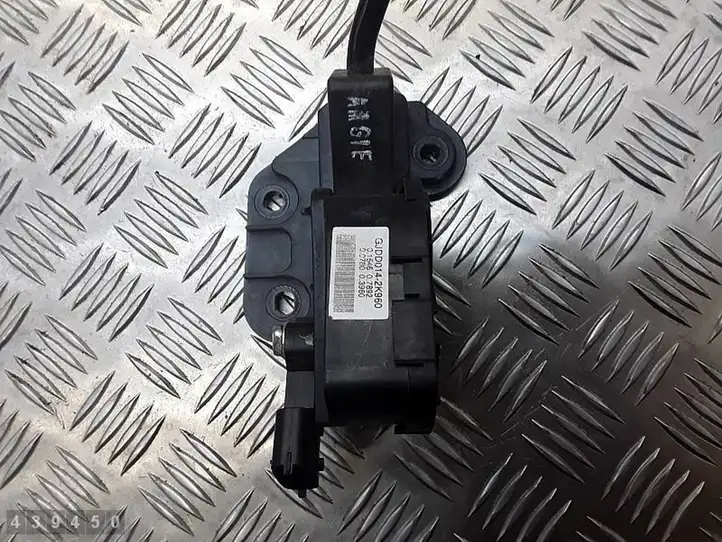 Kia Soul (2011 - 2014) 327272K950 Педаль акселератора — фото 5