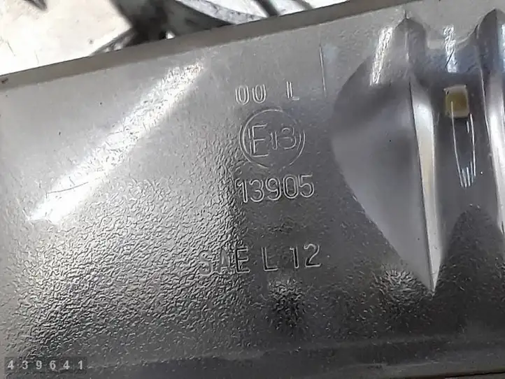 Lexus RX 450H (2015 - 2019) E1313905 Подсветка номера — фото 4