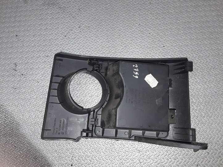 Opel Corsa D (2006 - 2010)  13228683 Крышка ящика предохранителей