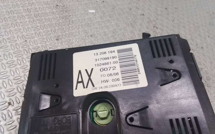 Opel Astra (2004 - 2009)  317099190 Часы