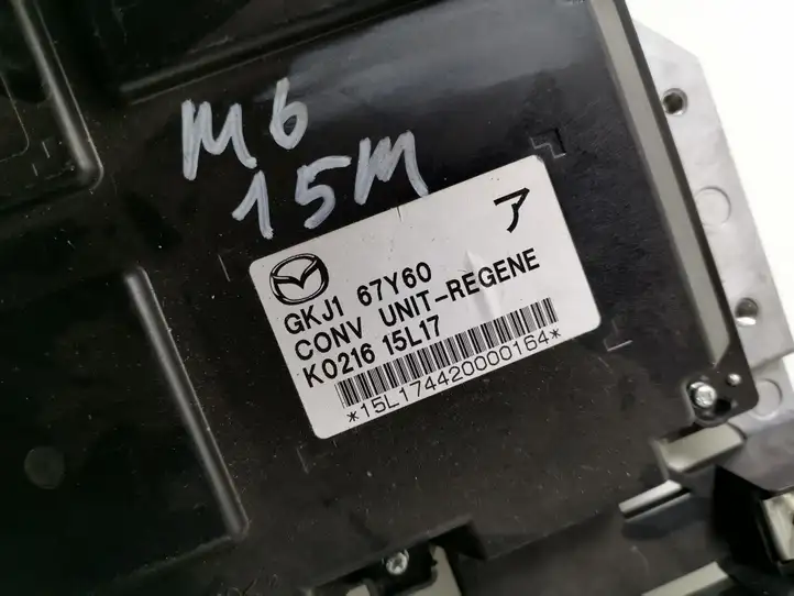 Mazda 6 (2012 - 2015) GKJ167Y60 Блок Hi-Fi аудиосистемы — фото 4