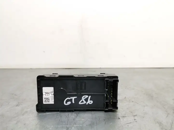 Toyota GT 86 (2012 - ) 83071CA032 Кнопка стеклоподъемников — фото 2