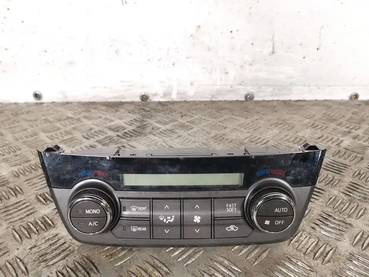 Toyota RAV 4 (XA40) (2012 - 2018) Блок управления климат-контролем — фото 1