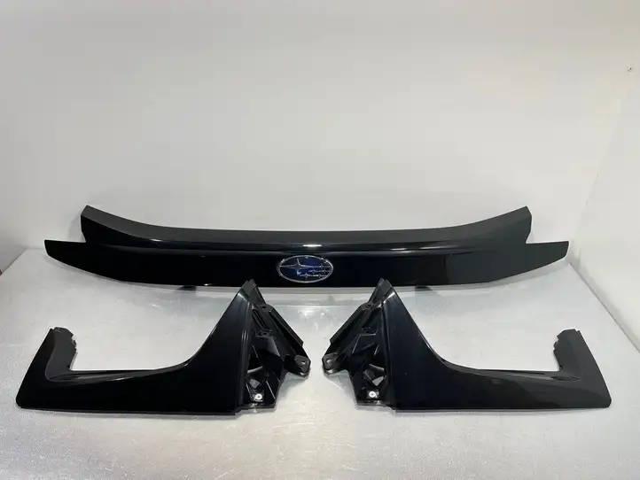 Subaru Forester SK (2018 - 2025) 91112SJ080 Комплект обшивки крышки багажника — фото 9