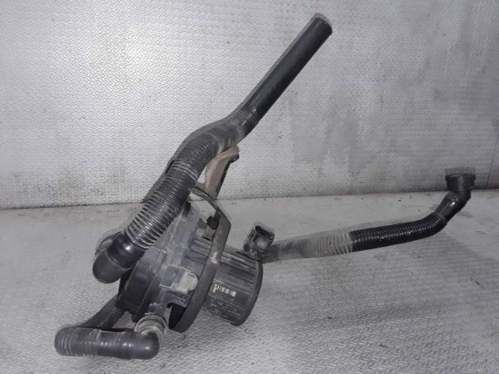 Audi A4 (2000 - 2006)  06A959253B Вторичный воздушный насос