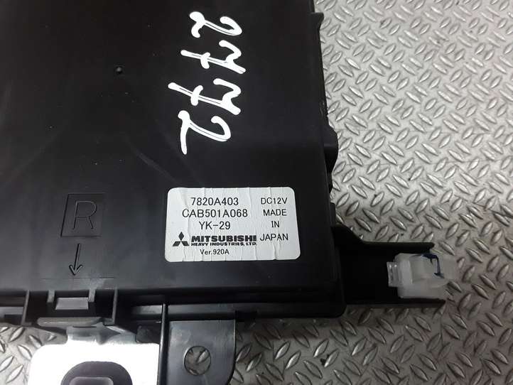 Mitsubishi ASX (2010 - 2016)  7820A403 Блок управления кондиционером