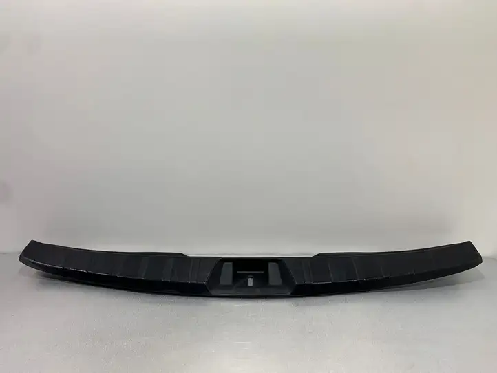 Subaru Forester SK (2018 - 2025) 94026SJ000 Отделка порога багажника — фото 1