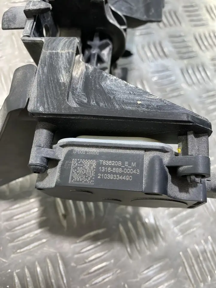 Subaru Forester SK (2018 - 2025) 21039334490 Дефлектор воздуха — фото 3