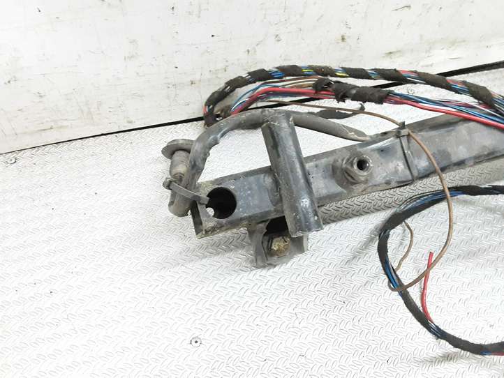 BMW 5 E39 (1996 - 2003)  303151600001 Комплект крюка
