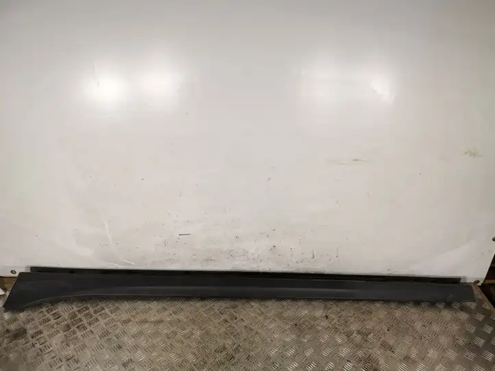 Subaru XV II (2018 - 2021) Порог кузова — фото 1