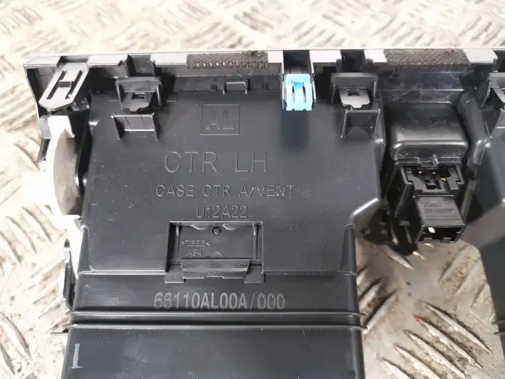 Subaru Outback (BS) (2014 - 2019) Центральный воздушный дефлектор — фото 2
