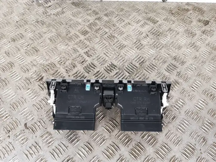 Subaru Outback (BS) (2014 - 2019) Центральный воздушный дефлектор — фото 4