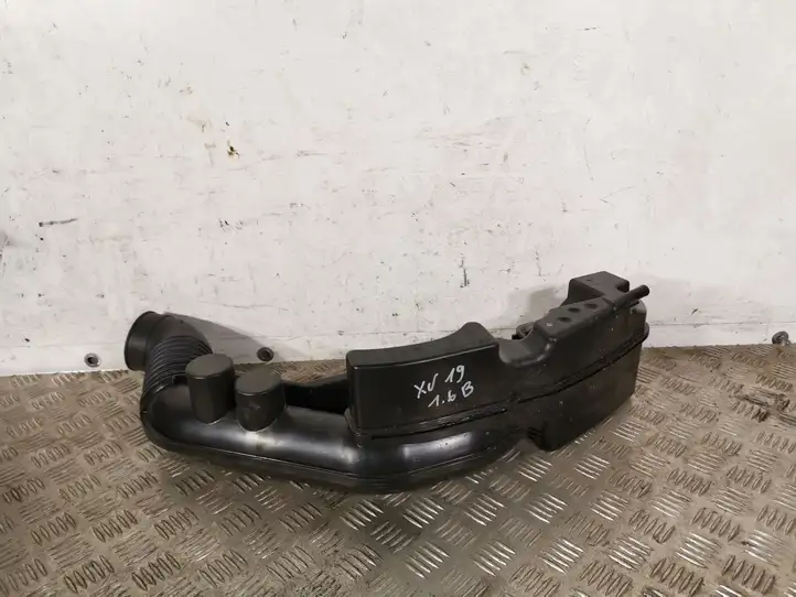 Subaru XV II (2018 - 2021) Резонатор впуска — фото 2