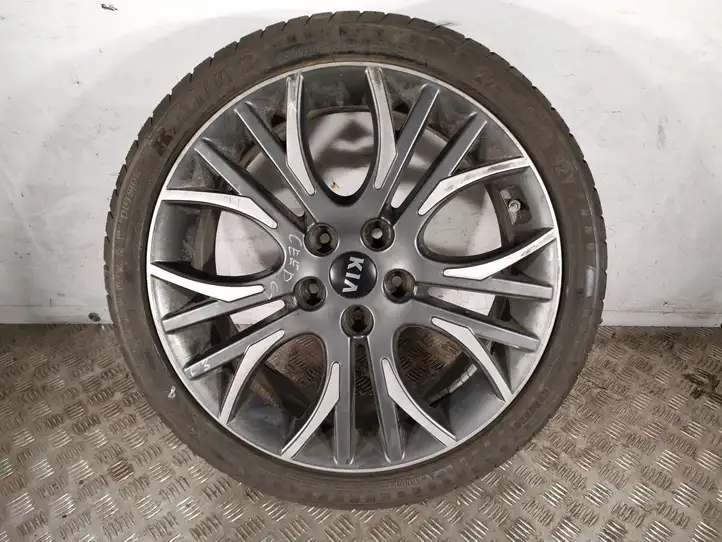 Kia Ceed (2012 - 2015) Легкосплавный колесный диск R18 — фото 1