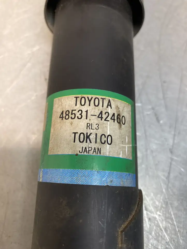 Toyota RAV 4 (XA40) (2012 - 2018) 4853142460 Задний aмортизатор — фото 6