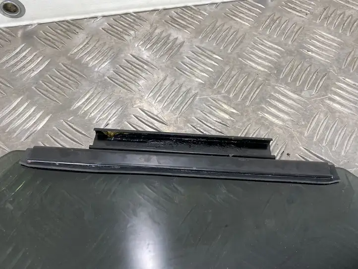 Subaru Outback (BT) (2019 - ) M7040 Стекло задней двери — фото 4