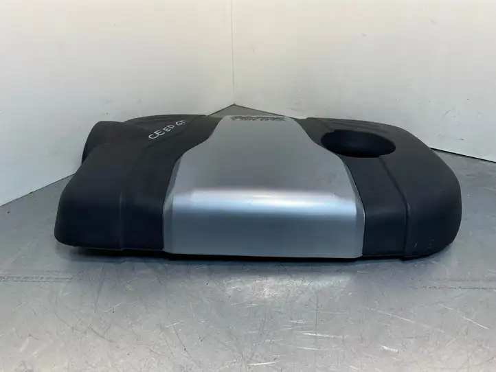 Kia Ceed (2012 - 2015) 292402B700 Крышка двигателя декоративная — фото 4