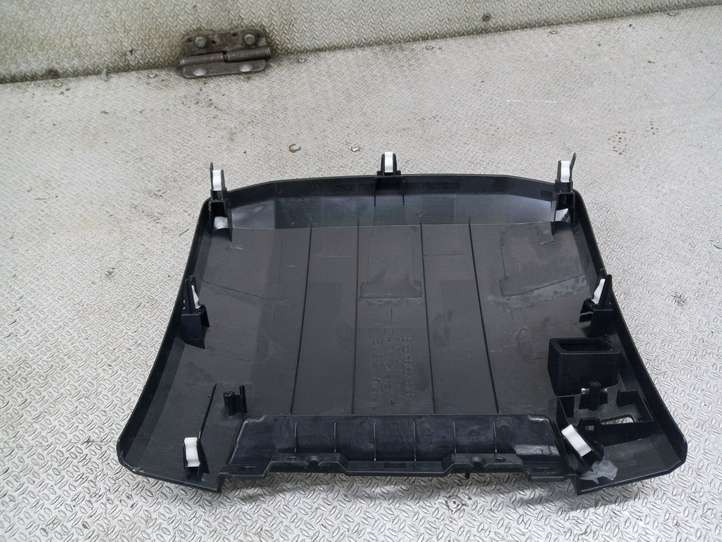 Mazda 5 (2005 - 2010)  CC2955311 Отделочный щит панели (центральный)