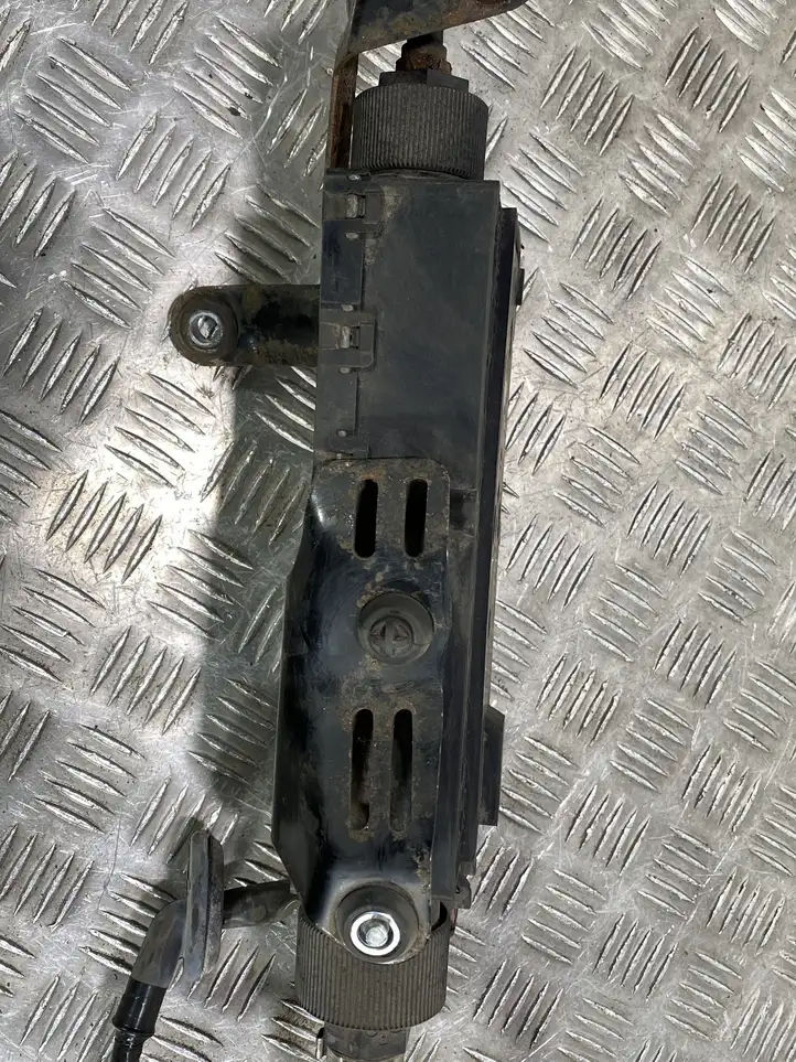 Subaru Legacy (2009 - 2013) 195222020105 Привод ручного тормоза — фото 9