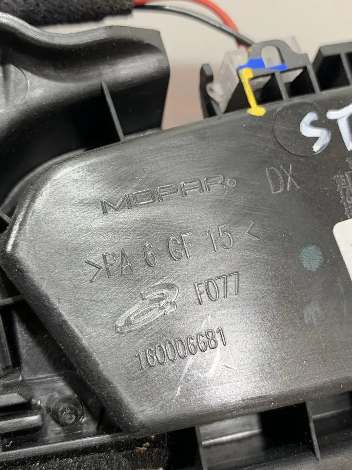 Alfa Romeo Stelvio Type 949 (2017 - ) 160006681 Внутренняя ручка двери — фото 2