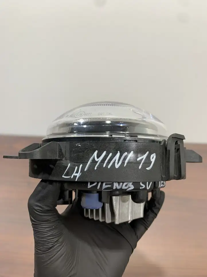 Mini Cooper Countryman F60 (2016 - 2020) 6317149776905 Дневные ходовые огни (LED) — фото 10