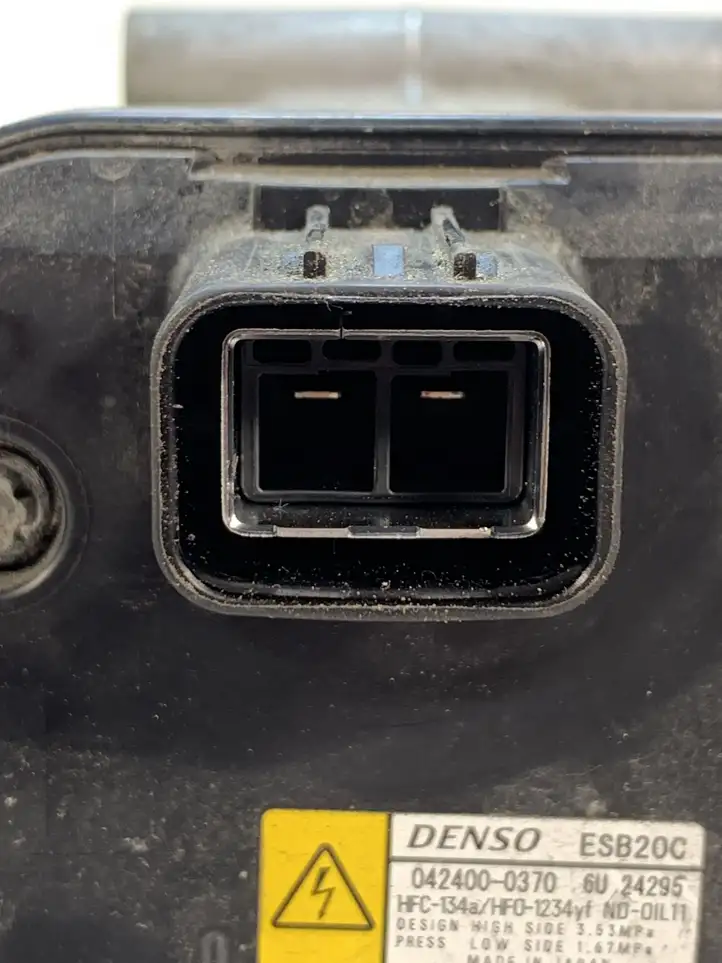 Toyota Prius (XW50) (2015 - ) 0424000370 Компрессор (насос) кондиционера воздуха — фото 6